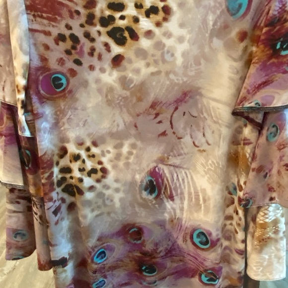 Peck & Peck blouse top in peacock pattern, size Medium - Picture 2 of 3